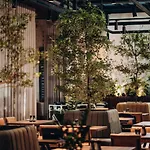 Sky Park Elegance 아파트